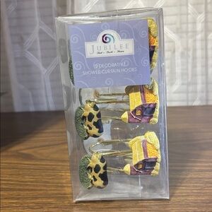 NWT Jubilee 12 pc decorative shower curtain/curtain hooks Barn Chicken Pig Cow